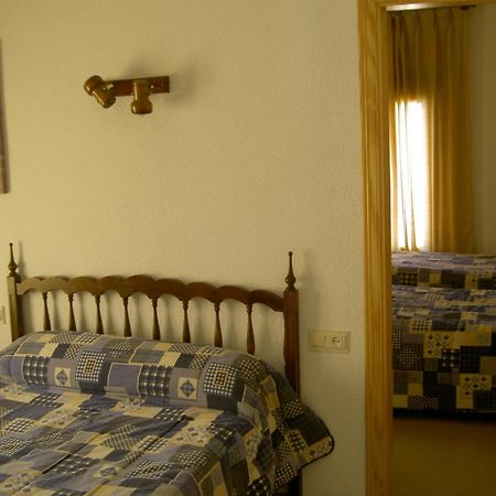 Hotel Alvarez Tuéjar Extérieur photo