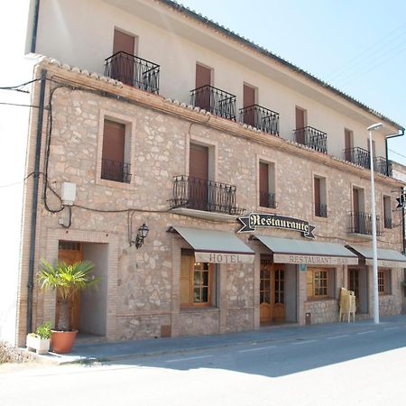 Hotel Alvarez Tuéjar Extérieur photo